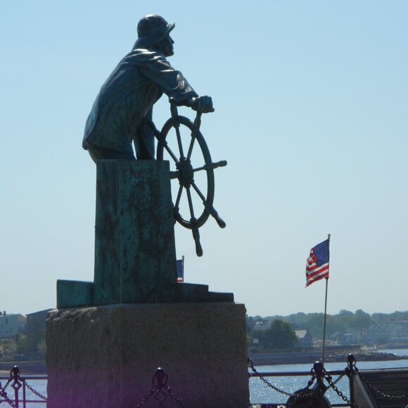 Welcome to my closet. I am open to bundle offers. - Picture 13 of 16